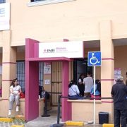 INE exhorta a la ciudadanía a recoger su credencial, de no ir por ella, podrán obtenerla hasta después de las elecciones