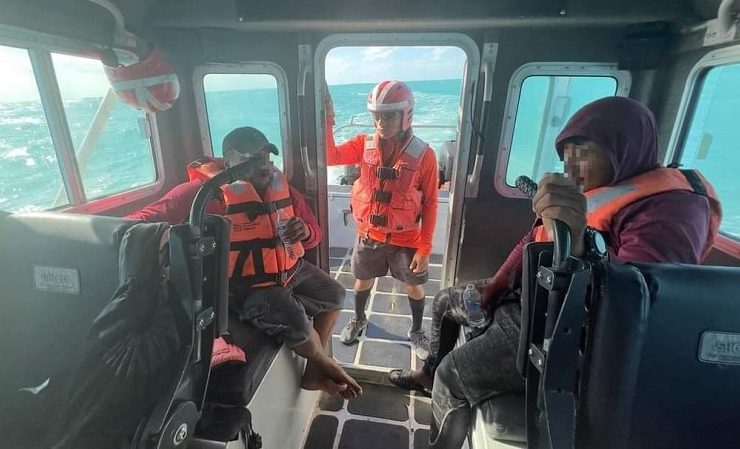 El avión tipo Persuader que avistó y localizó a los pescadores fue operado por una tripulación de personal femenino