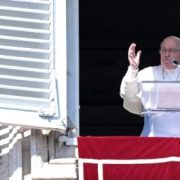 Papa Francisco pide tomar buenas decisiones ante crisis climática