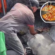 Este escenario natural proporciona una oportunidad única para cocinar una pizza a temperaturas extremas