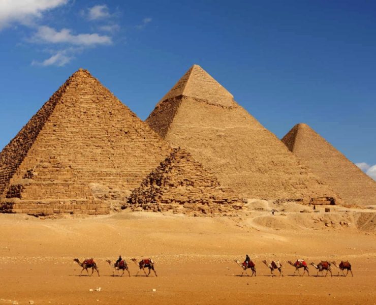 Encuentran estructura tan vieja como las pirámides