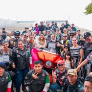 Cecilia Patrón estuvo en una reunión para intercambiar ideas sobre las necesidades actuales de seguridad vial de motociclistas