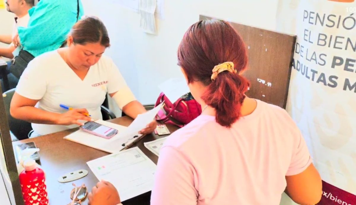 Óscar Miranda Luna, enlace de los programas federales en el municipio de Carmen