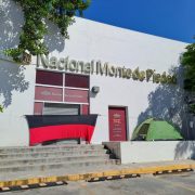 Protestan trabajadores sindicalizados