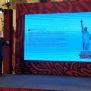 AMLO asegura que YouTube estaría tomada por conservadores