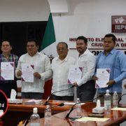 IEPCT entregó constancias a candidatos independientes