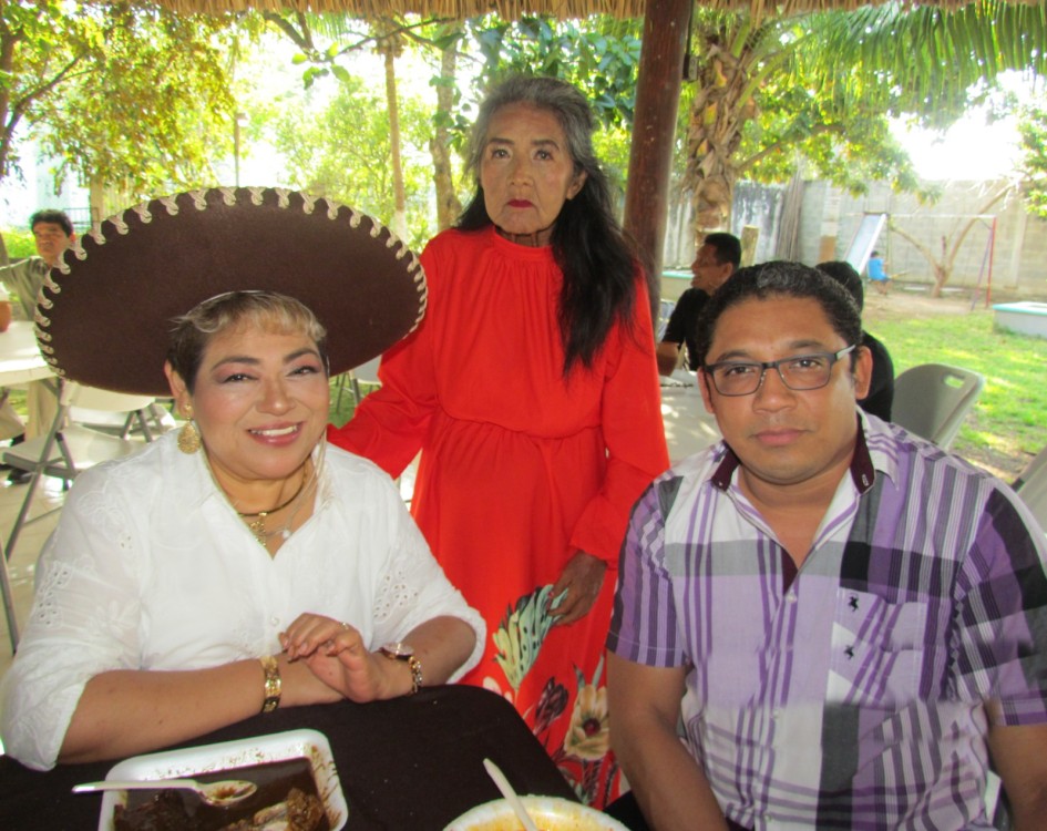 cumpleaños de la abuelita Boni