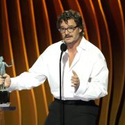 Pedro Pascal gana un SAG
