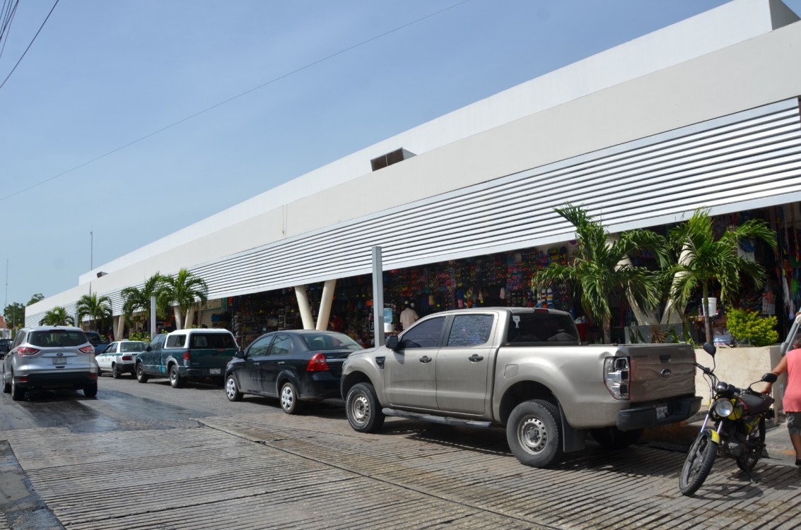 Falta de liquidez en Ciudad del Carmen afecta a todos los sectores