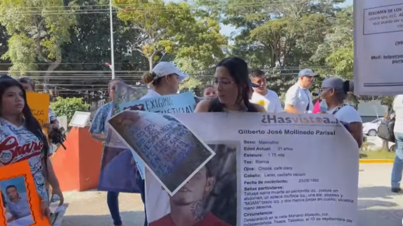 Marchan familiares de desaparecidos en Villahermosa