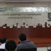 IEPAC desplegará un total de 15 debates, con al menos dos candidaturas dispuestas a participar, el comité debe considerar la organización del debate