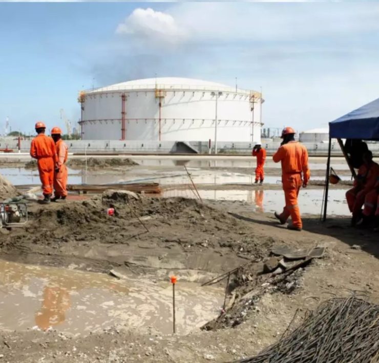 Empresas y sindicatos mutilan el salario a los obreros