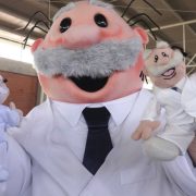 El Dr Simi se retira indefinidamente