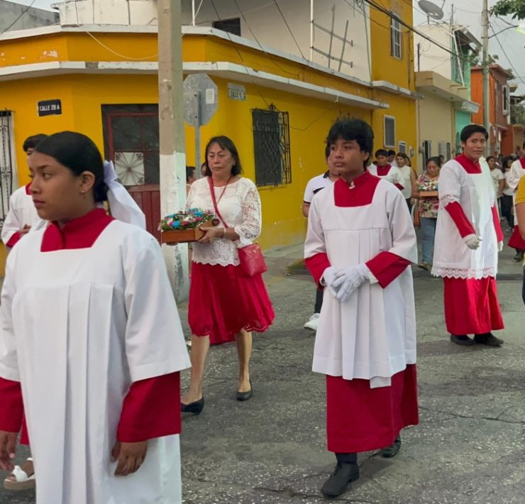 Qué es la misa crismal?