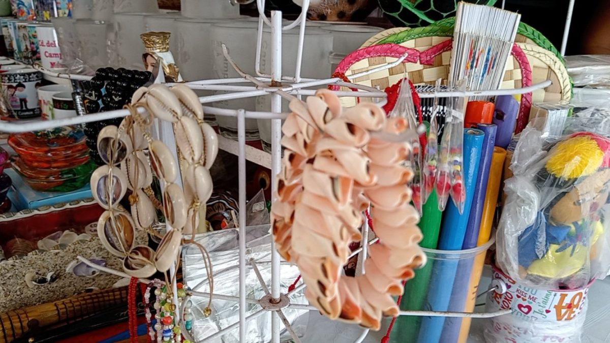 Artesanos carmelitas cifran su esperanza en Semana Santa