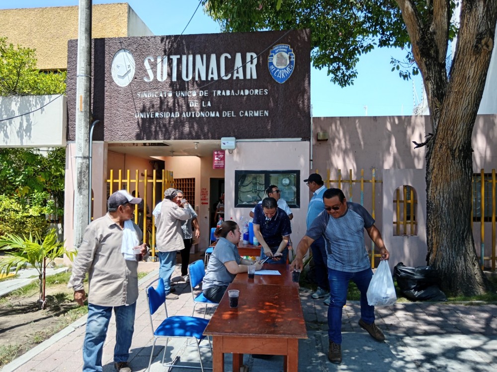Debacle sindical laboral en la Unacar en la rectoría de Ruz Hernández