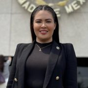 Impugna la designación de Anahí González como candidata de MORENA al Senado: Consideran que usurpa un espacio que le corresponde a la comunidad indígena
