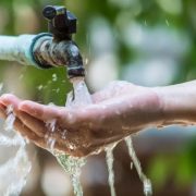 Nueva tarifa de agua potable en Quintana Roo es autorizada por diputados