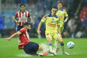 América derrota tres goles a cero a las Chivas, en la ida de los octavos de final de la CONCACAF Champions Cup, y Fidalgo tuvo un partidazo.
