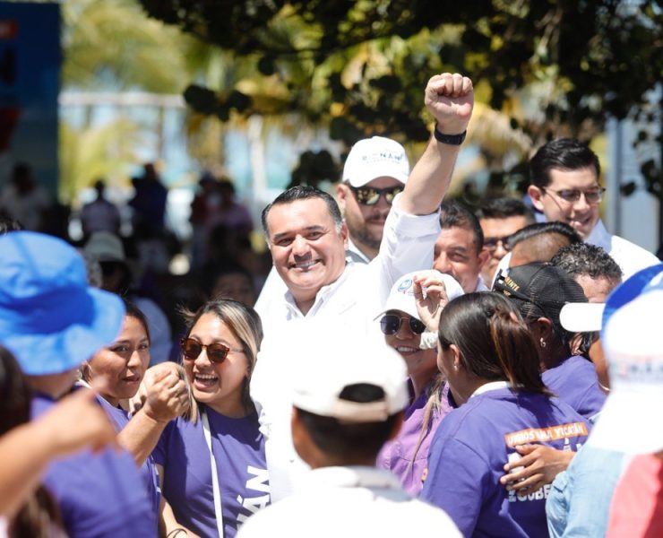 Renán Barrera apoyará con todo a las artesanas y productoras de Yucatán