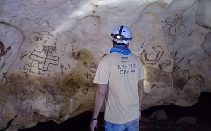 Arqueólogo halla en Yucatán cueva ceremonial vinculada a deidades mayas