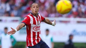 Javier ``Chicharito´´ Hernández apunta a iniciar de titular, para tratar de apoyar a revertir el 3 a 0.
