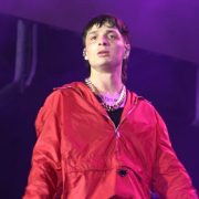 Peso Pluma sustituye a otro artista en un evento musical mexicano