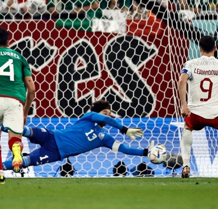 Carrera de Guillermo Ochoa como portero: éxitos y altibajos