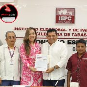 Javier May se registra como candidato a la gubernatura de Tabasco ante el IEPCT
