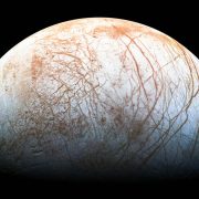 Una Luna de Júpiter produce oxígeno