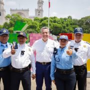 El Ayuntamiento destaca labor de la Policía Turística como elemento clave en el trato amable y seguridad de los visitantes nacionales y extranjeros