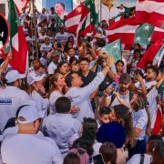 Renán Barrera prometió prosperidad sin imposiciones en Valladolid