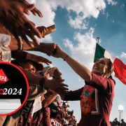 Sheinbaum presenta 100 compromisos al iniciar su campaña en el Zócalo