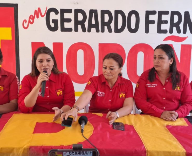 Presentan a Daniela Martínez