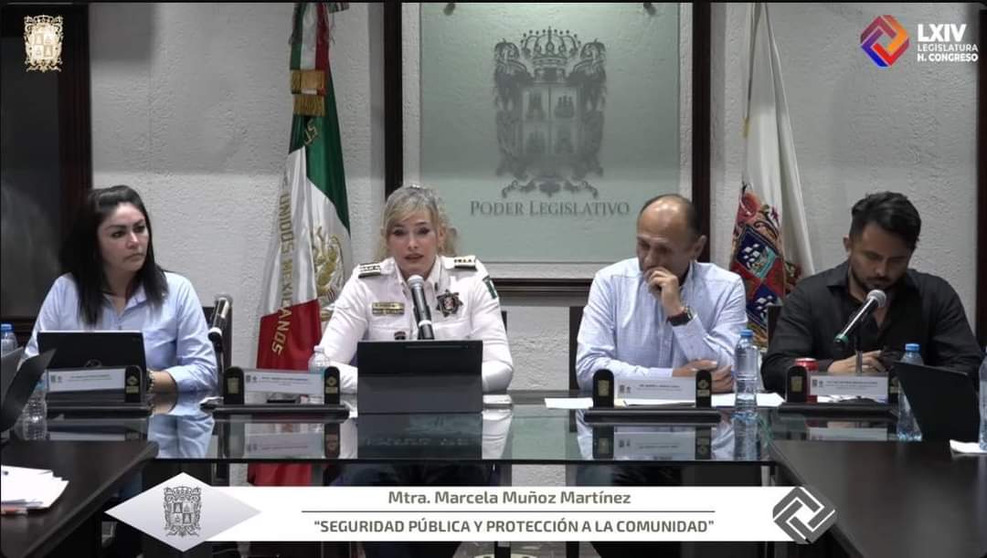 Dialogan integrantes de la Comisión