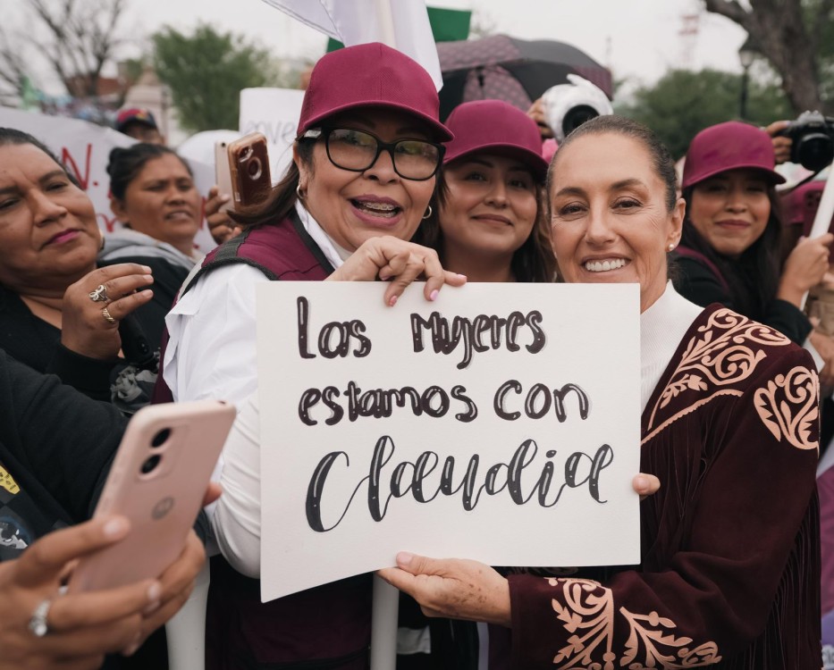 Colectivos feministas respaldan a Claudia Sheinbaum como candidata presidencial