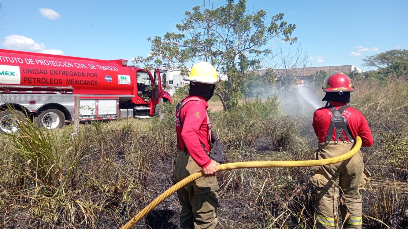 Suman 107 incendios de pastizales en Tabasco en lo que va 2024