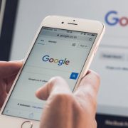Google lanza herramientas para aprender inglés