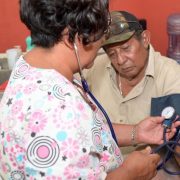 Personas con hipertensión los que más sufren con la ola de calor