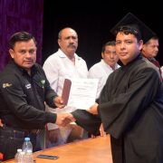 La UTCAM avanza con la entrega de títulos rezagados