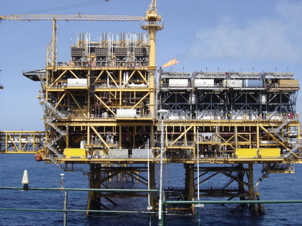 Aseguradoras y empresas defraudan a obreros petroleros