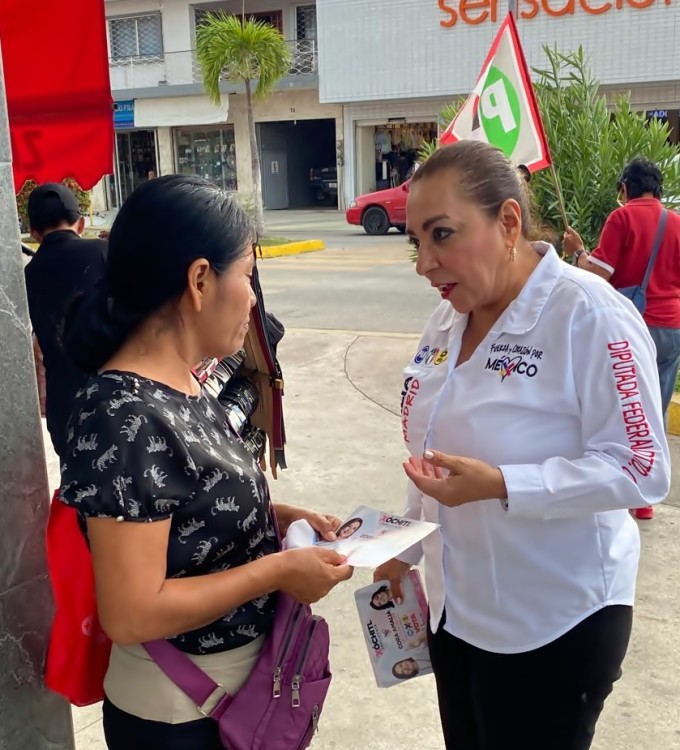 Cora Amalia Castilla visita municipios que comprenden el Distrito Electoral Federal 02