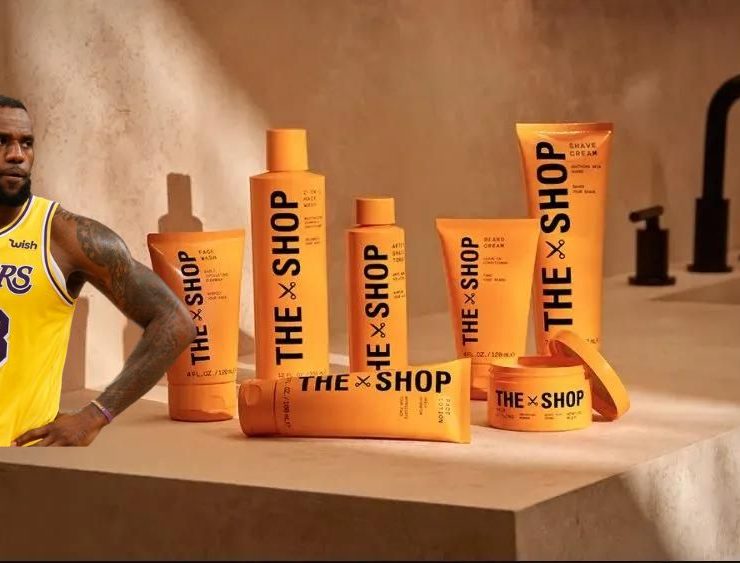 LeBron James saca productos para la piel