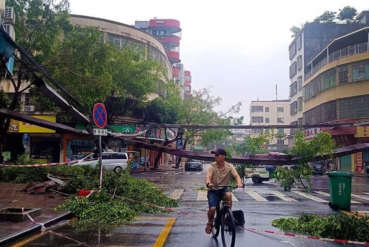 Intensas lluvias provocan cuatro fallecidos y graves inundaciones en China