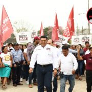 Javier May ofreció respaldo y confianza a productores en Teapa