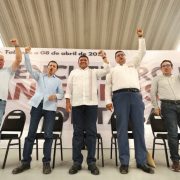 Tendrán tabasqueños mejor servicio de transporte con nueva relación en el sector: Javier May