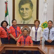 Joven escultista es “Gobernador de Yucatán” por un día