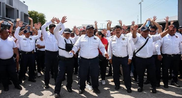 Ante Violaciones constitucionales de Layda, amparan a policías en paro