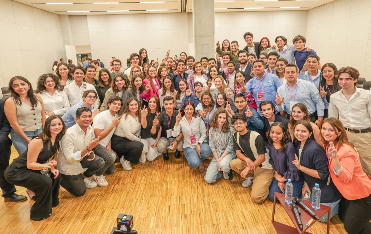 Xóchitl Gálvez presenta propuestas ambiciosas para impulsar emprendimiento y educación durante visita a Nuevo León