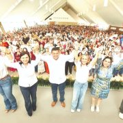 Las mujeres primero: May